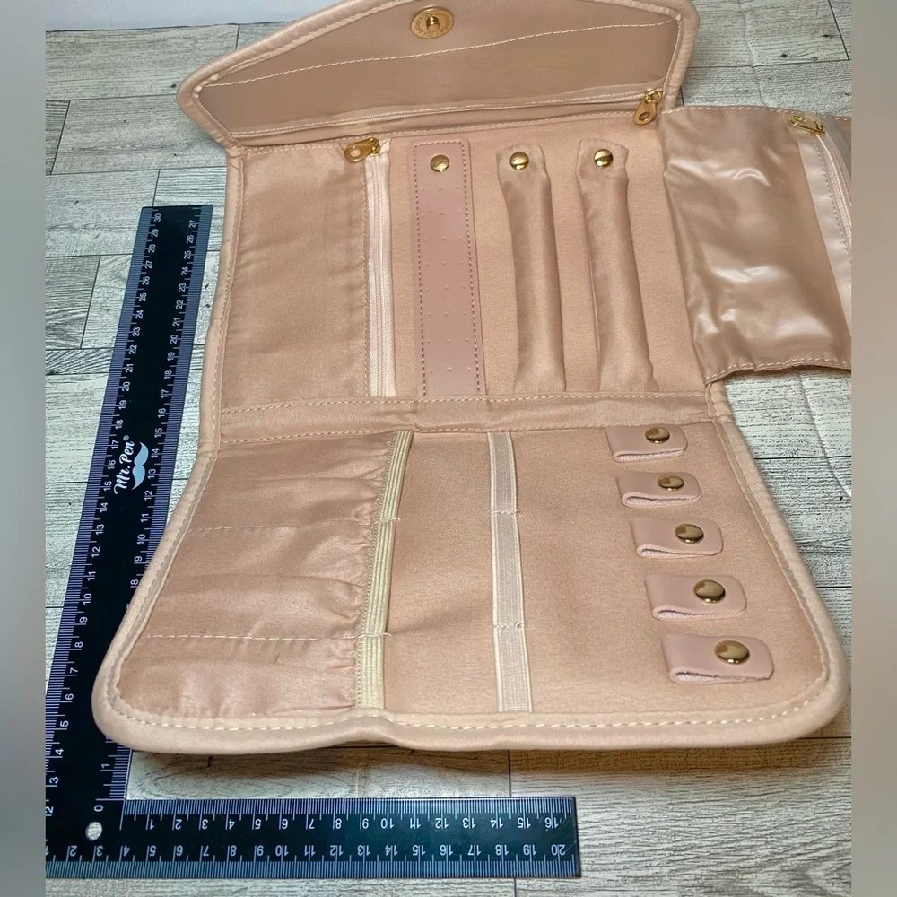 Kuak Travel Jewelry Foldable‎ Blush Pink Portable Makeup Organizer